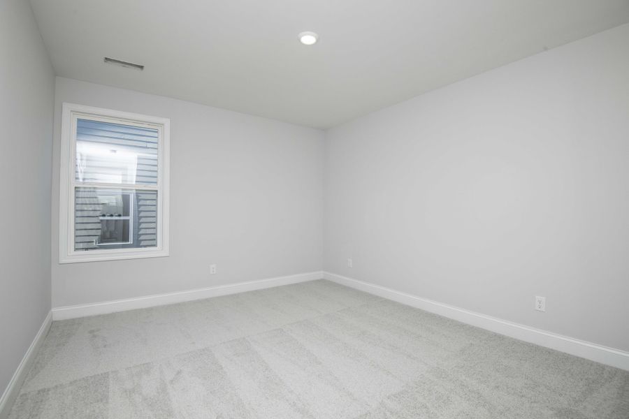 Spacious, unfurnished interior of a new home in Ivey Farms - The Grove Collection, Farragut (Image 41). Spacious, unfurnished interior of a new home in Ivey Farms - The Grove Collection, Farragut (Image 41).