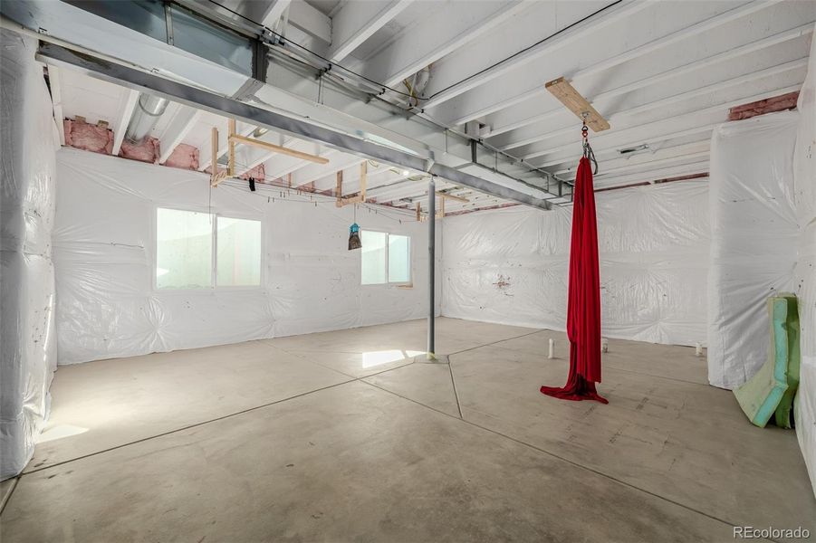 Image 42 of a home in .