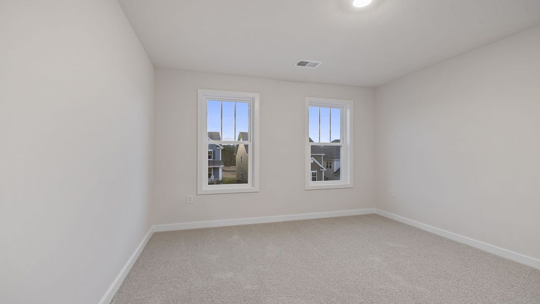 Spacious, unfurnished interior of a new home in Harrison Valley, Simpsonville (Image 27).