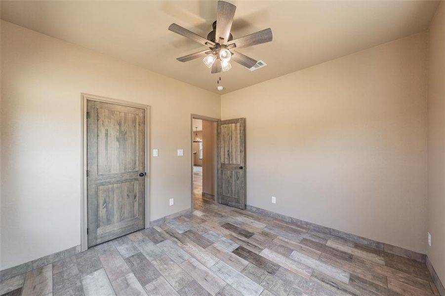 Spacious, unfurnished interior of a new home in , Bridgeport (Image 27). Spacious, unfurnished interior of a new home in , Bridgeport (Image 27).