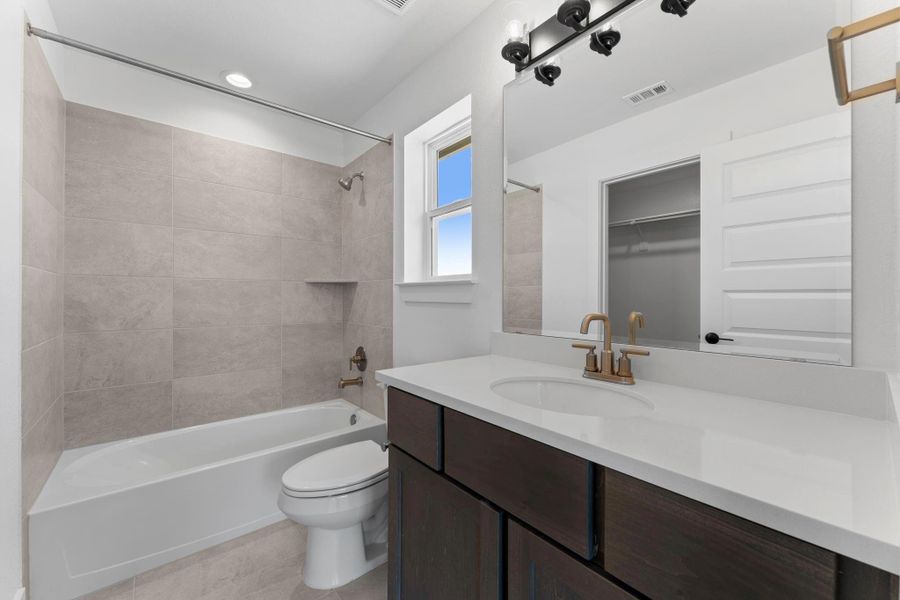 Bath 3 - Private Bath for Bedroom 3