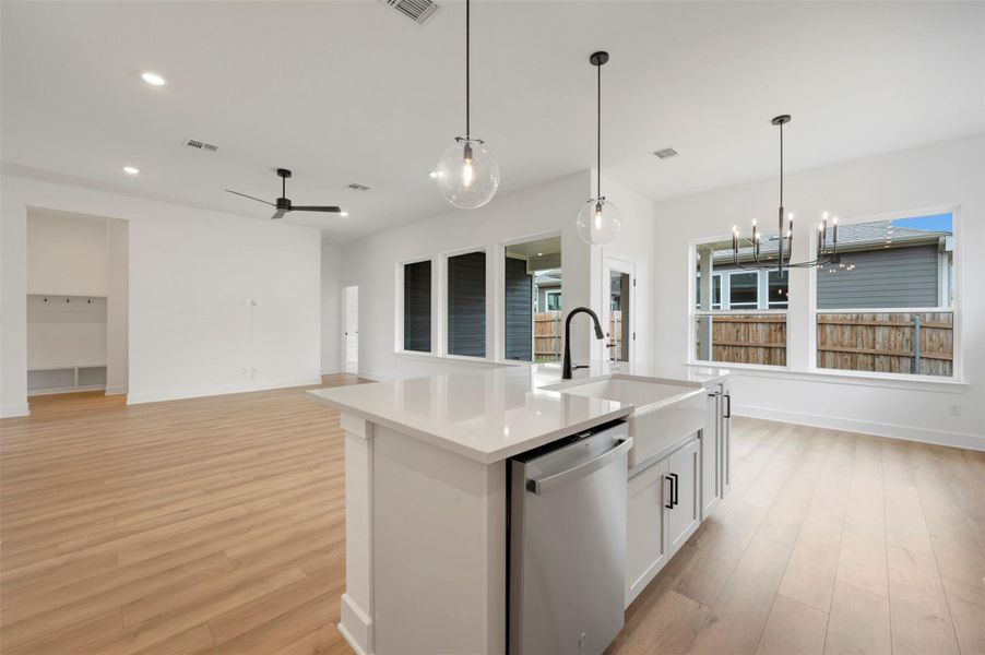 Kitchen - Family Room