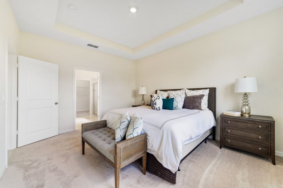 Representative furnished interior of a home built from the Cambridge by Beazer Homes in Estates at Lake Jesup, Sanford (Image 5). Representative furnished interior of a home built from the Cambridge by Beazer Homes in Estates at Lake Jesup, Sanford (Image 5).