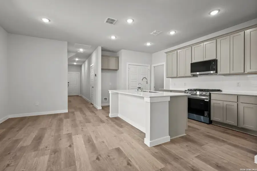 Furnished interior view inside a new home in Senna, Leon Valley (Image 6).