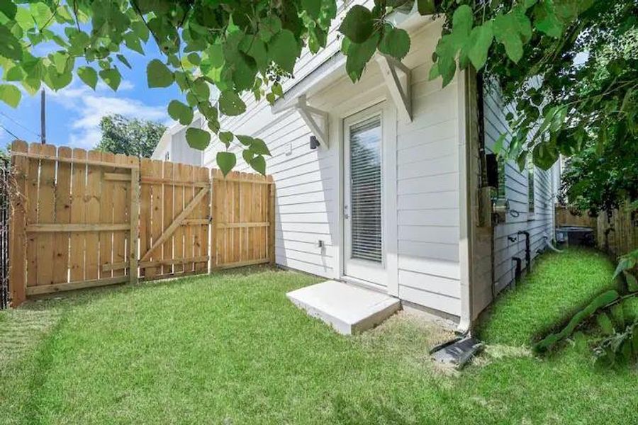 Exterior details and patio area of a home in , Houston (Image 4).