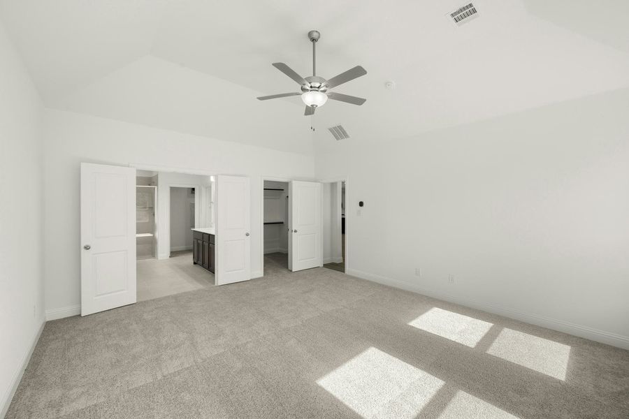 Spacious, unfurnished interior of a new home in Westside Preserve - 70ft. lots, Midlothian (Image 22). Spacious, unfurnished interior of a new home in Westside Preserve - 70ft. lots, Midlothian (Image 22).