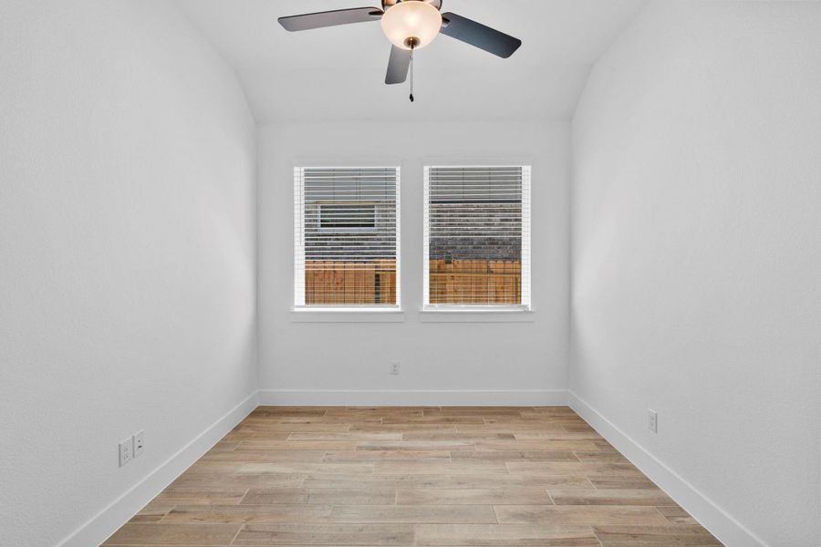 Spacious, unfurnished interior of a new home in Jordan Ranch, Fulshear (Image 15).