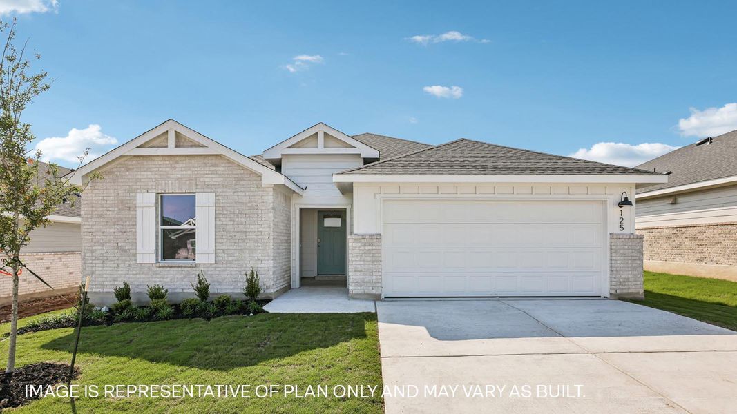 Front exterior of a new home in Thunder Rock, Marble Falls, TX, highlighting curb appeal (Image 19). Front exterior of a new home in Thunder Rock, Marble Falls, TX, highlighting curb appeal (Image 19).