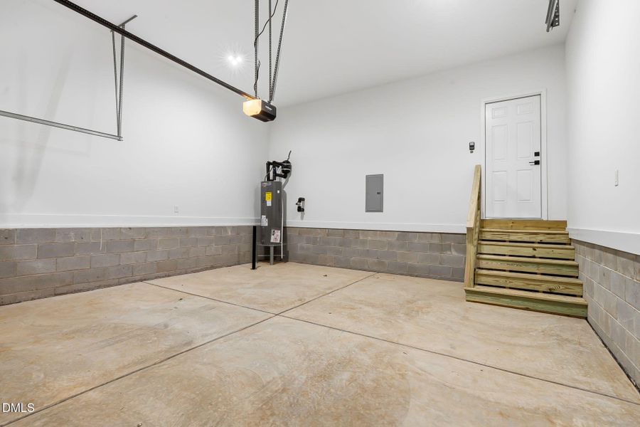 12-web-or-mls-DSC08583 12-web-or-mls-DSC08583