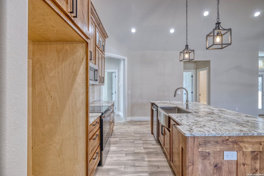 Furnished interior view inside a new home in , Uvalde (Image 10).