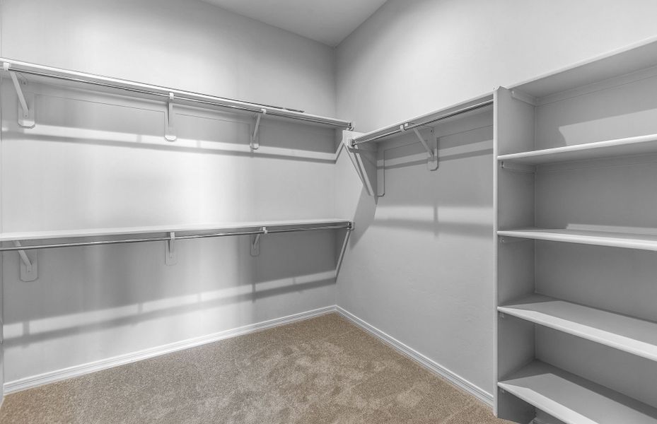 Spacious, unfurnished interior of a new home in Vistoso Canyon Estates, Oro Valley (Image 21).