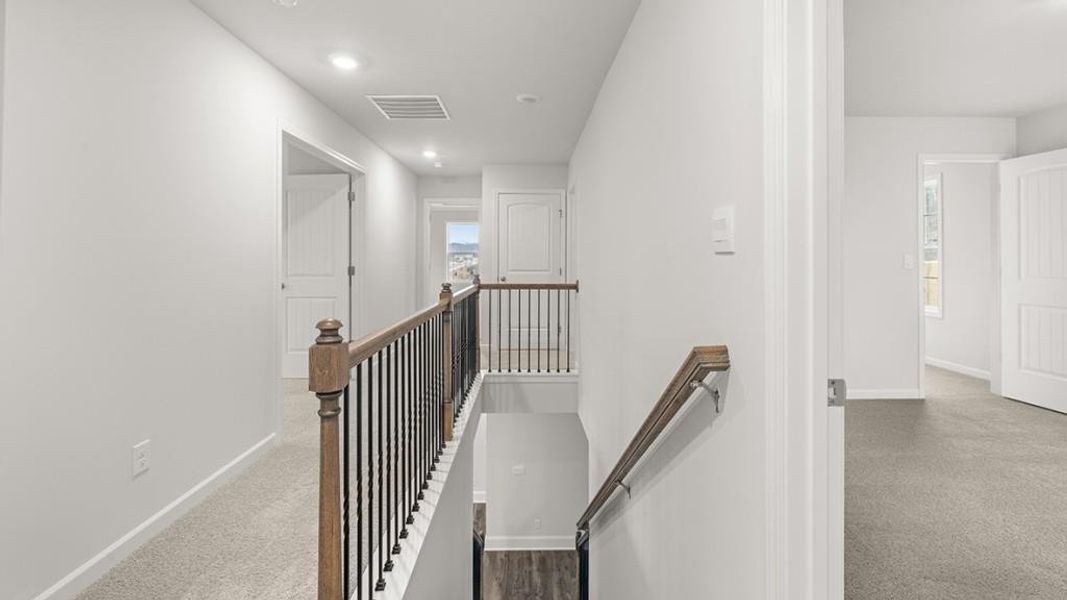 Spacious, unfurnished interior of a new home in Thalley Creek Estates, Cumming (Image 16).