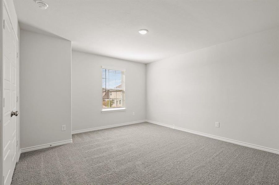 Spacious, unfurnished interior of a new home in Sycamore Landing, Fort Worth (Image 9). Spacious, unfurnished interior of a new home in Sycamore Landing, Fort Worth (Image 9).