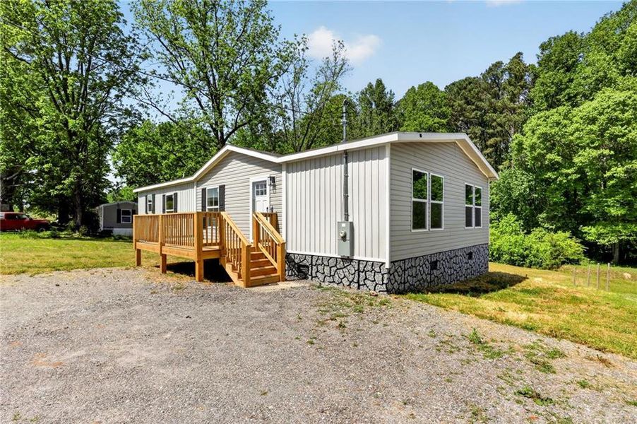 Exterior details and patio area of a home in , Jasper (Image 17).