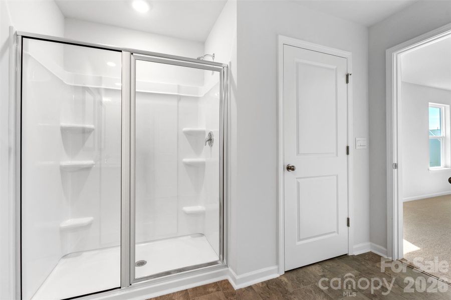 Photos are representative Photos are representative