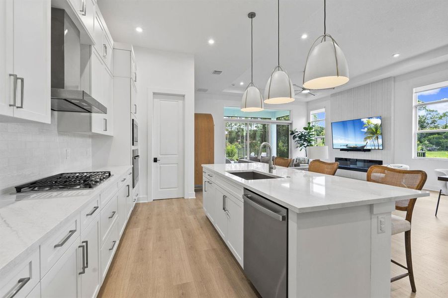 22-web-or-mls-DSC03403 22-web-or-mls-DSC03403