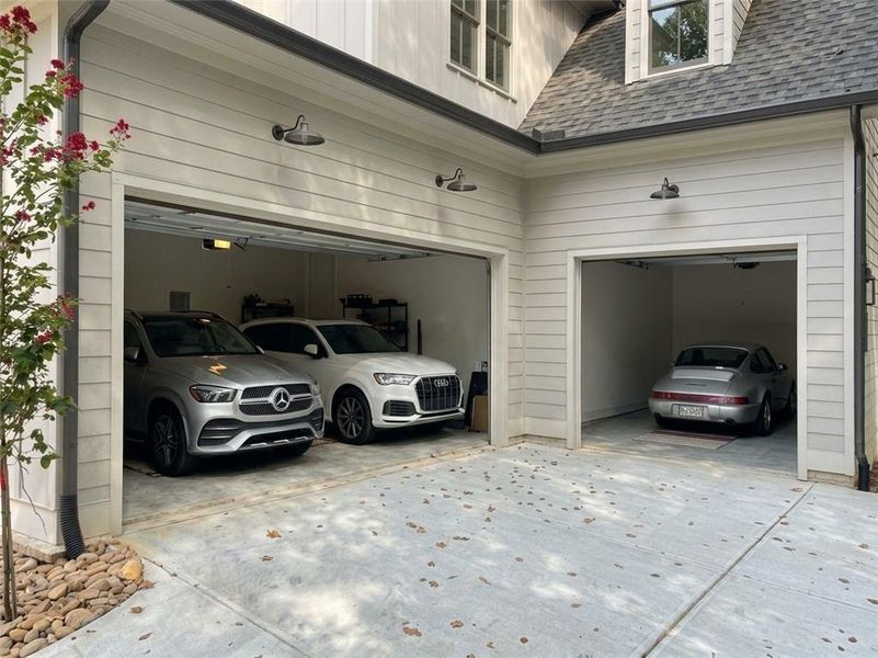 Exterior details and patio area of a home in , Atlanta (Image 24).