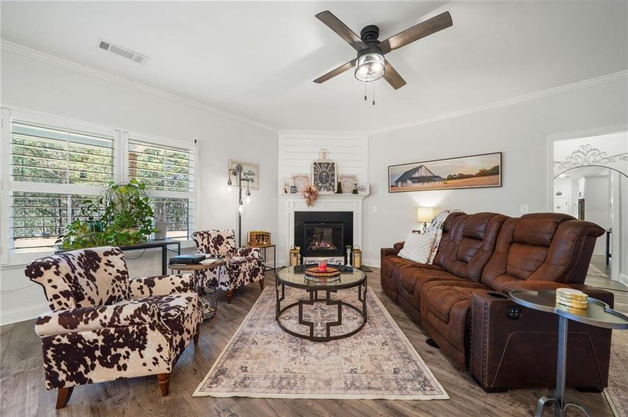 Furnished interior view inside a new home in , Dawsonville (Image 17). Furnished interior view inside a new home in , Dawsonville (Image 17).