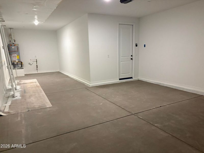 Spacious, unfurnished interior of a new home in Vineyards at Cottonwood, Cottonwood (Image 10).