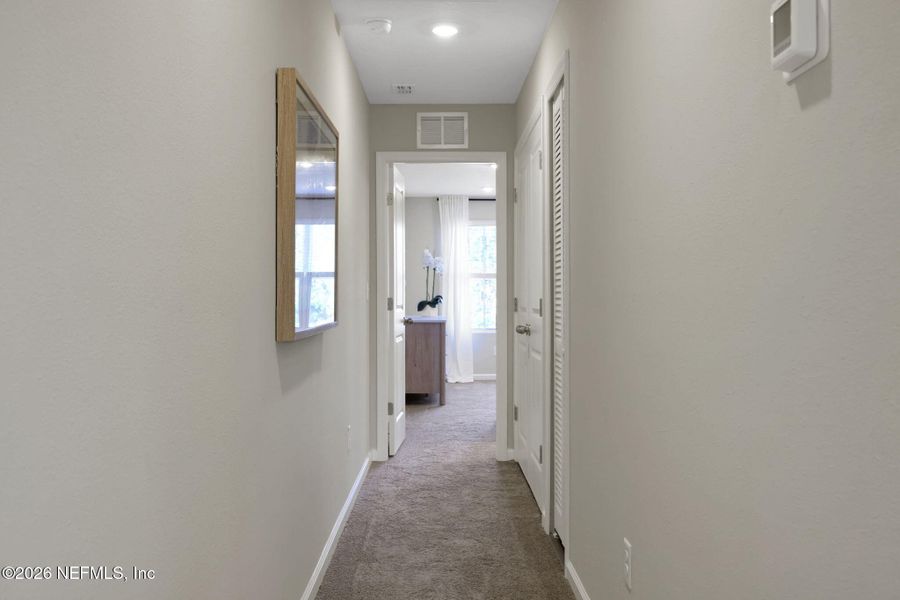 Spacious, unfurnished interior of a new home in , Jacksonville (Image 24).