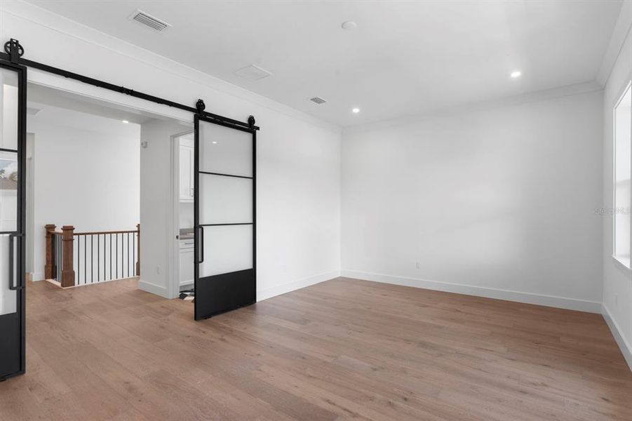 Furnished interior view inside a new home in , Tampa (Image 29). Furnished interior view inside a new home in , Tampa (Image 29).