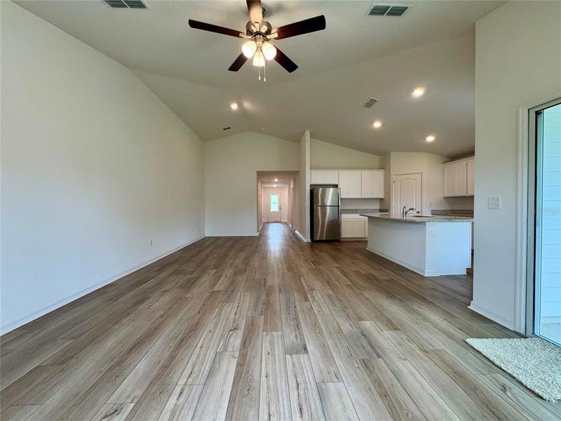 Spacious, unfurnished interior of a new home in Palm Coast, Palm Coast (Image 27).