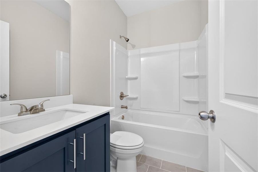 Furnished interior view inside a new home in , Gainesville (Image 12).