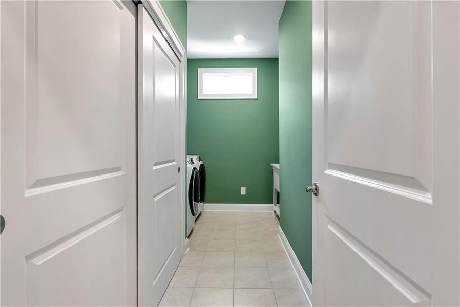 Image 33 of a home in . Image 33 of a home in .