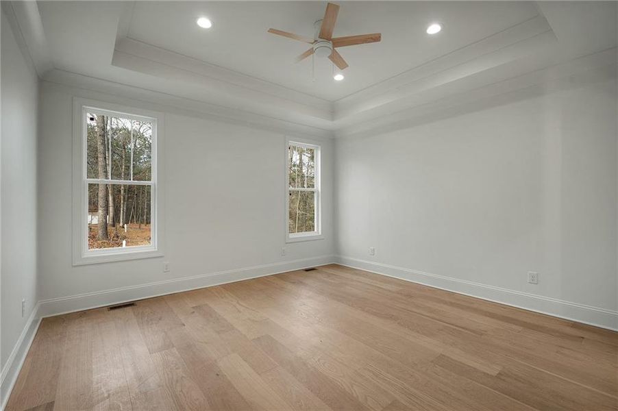 Spacious, unfurnished interior of a new home in , Calhoun (Image 19).