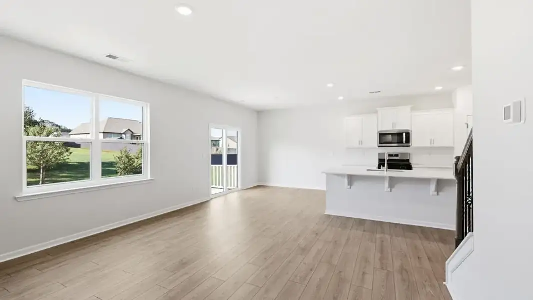 Spacious, unfurnished interior of a new home in Ben Hurt Road, Lyman (Image 22).