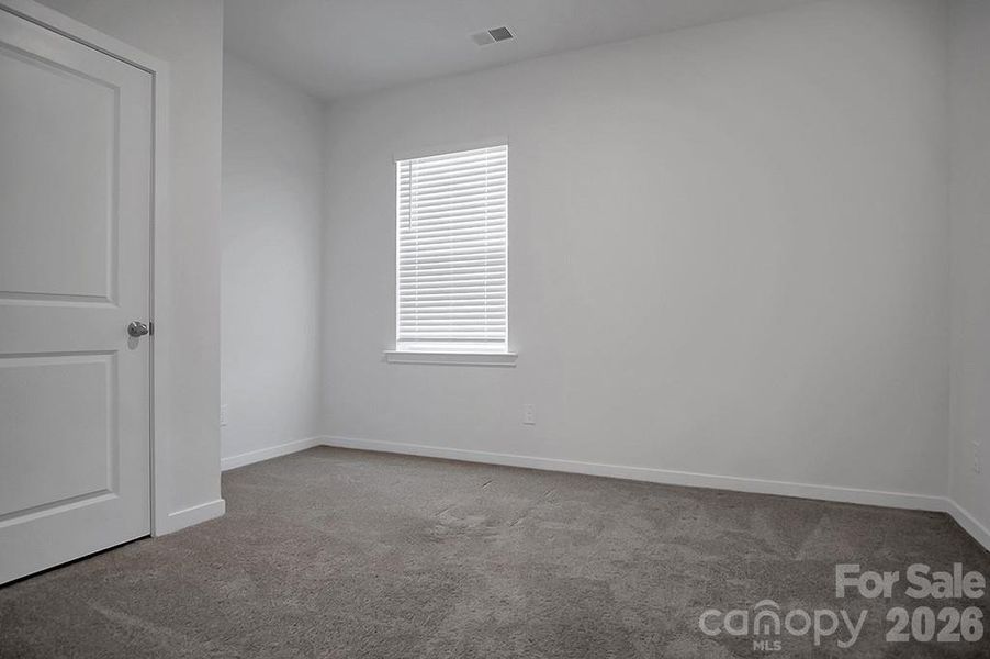 Spacious, unfurnished interior of a new home in , Kings Mountain (Image 34).