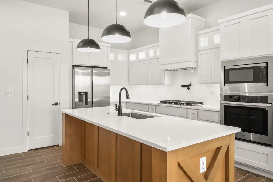 Furnished interior view inside a new home in Paseo Del Este Unit 9, El Paso (Image 7).