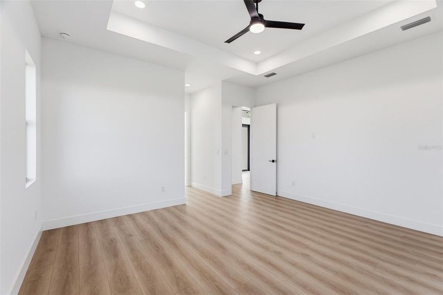 Spacious, unfurnished interior of a new home in , Port Charlotte (Image 20). Spacious, unfurnished interior of a new home in , Port Charlotte (Image 20).