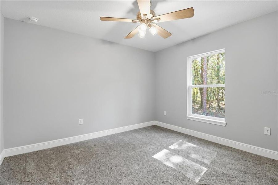 Spacious, unfurnished interior of a new home in , Dunnellon (Image 21).
