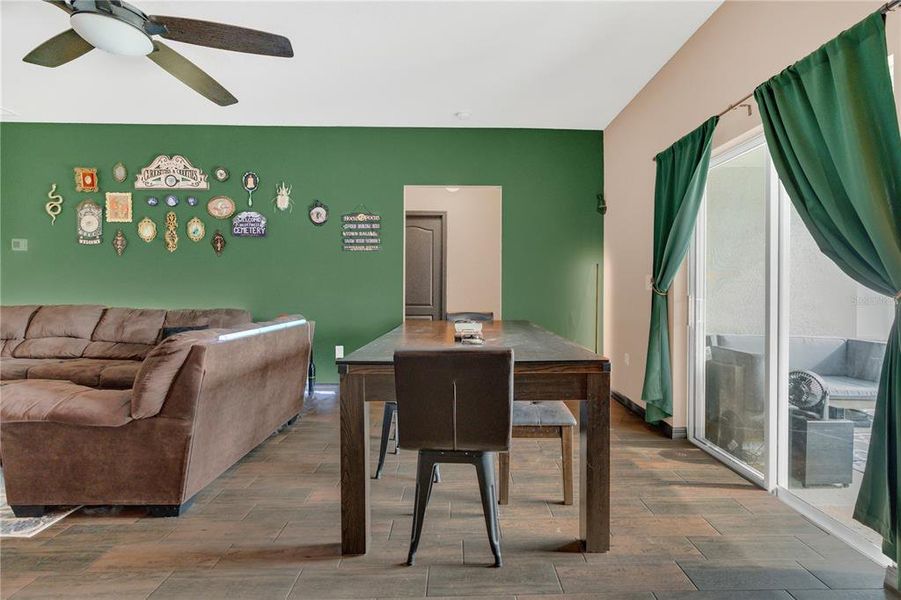 Furnished interior view inside a new home in Thompson Preserve, Bartow (Image 25). Furnished interior view inside a new home in Thompson Preserve, Bartow (Image 25).