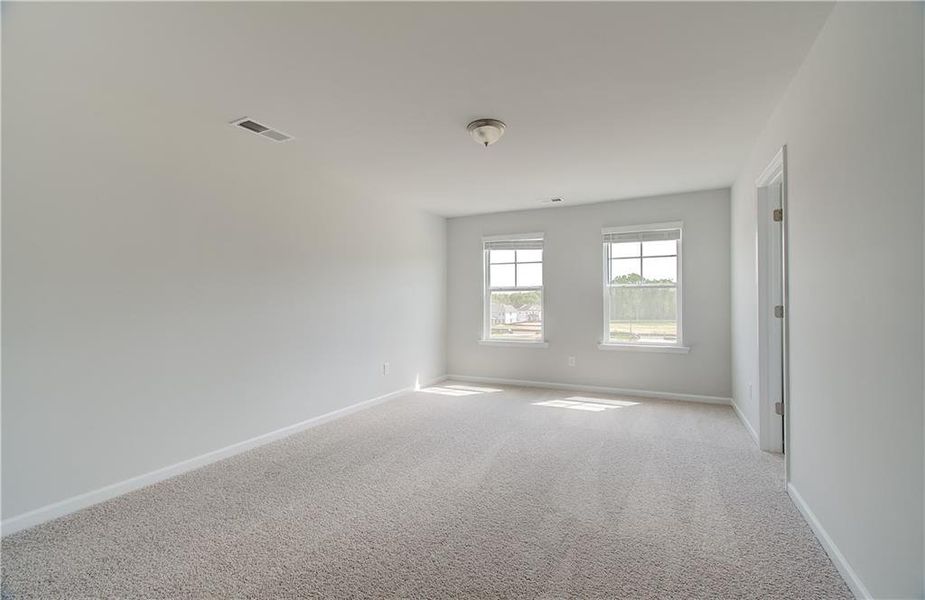 Spacious, unfurnished interior of a new home in Cooper Park, McDonough (Image 19).