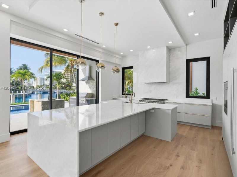 Furnished interior view inside a new home in , Pompano Beach (Image 7).