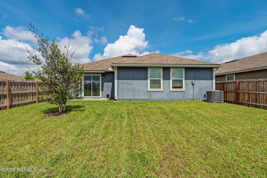 Front exterior of a new home in Copes Landing, Jacksonville, FL, highlighting curb appeal (Image 18).