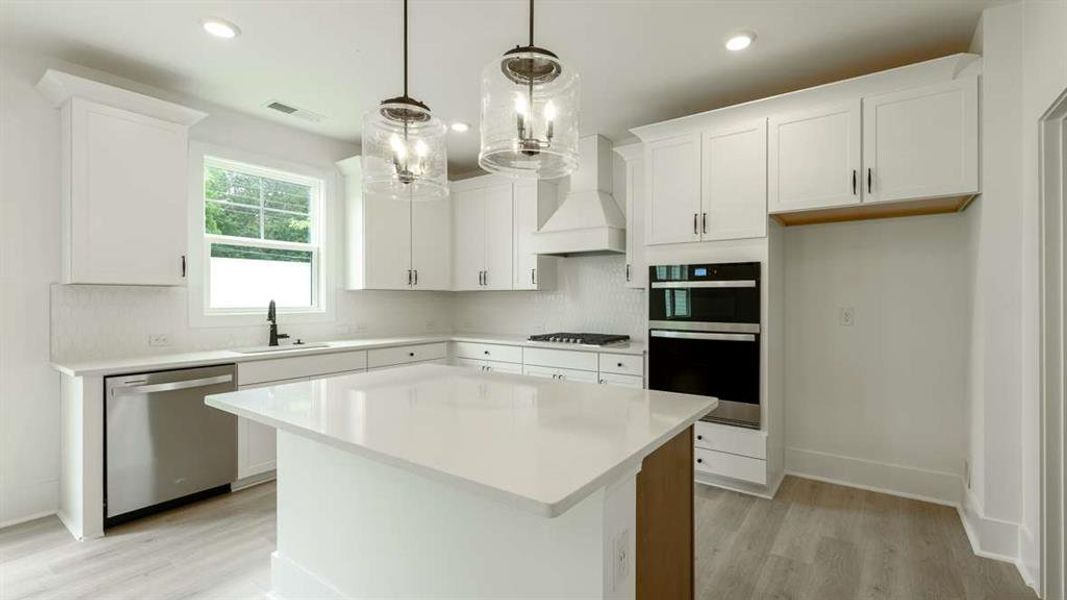 Furnished interior view inside a new home in The Village at Sandy Plains, Marietta (Image 5). Furnished interior view inside a new home in The Village at Sandy Plains, Marietta (Image 5).