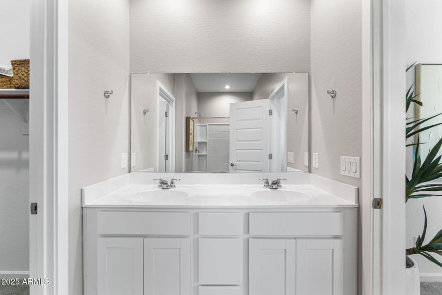 18-web-or-mls-DSC01200 18-web-or-mls-DSC01200