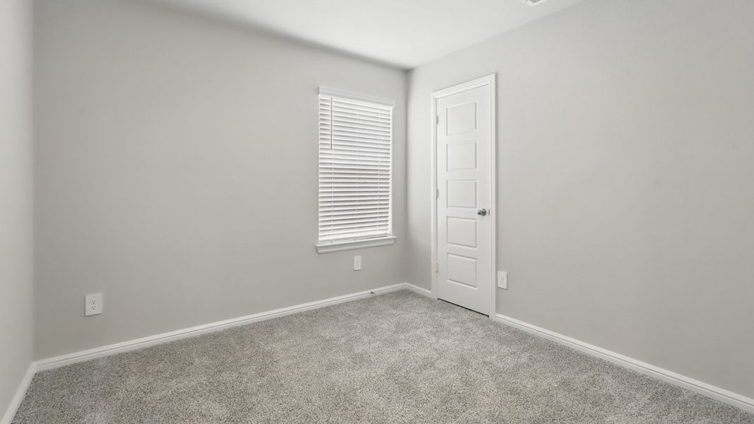 Spacious, unfurnished interior of a new home in Orchard Village, Fort Worth (Image 37).