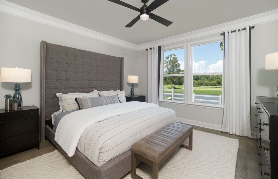 Furnished interior view inside a new home in Del Webb North Myrtle Beach, Myrtle Beach (Image 14).