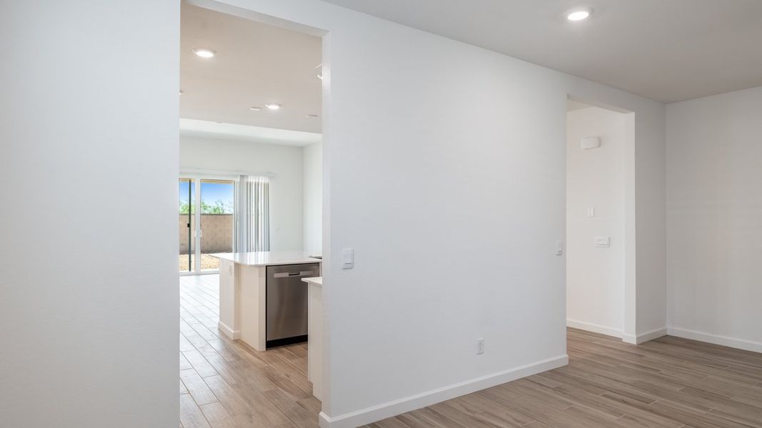 Spacious, unfurnished interior of a new home in Zanjero Pass, Waddell (Image 22).