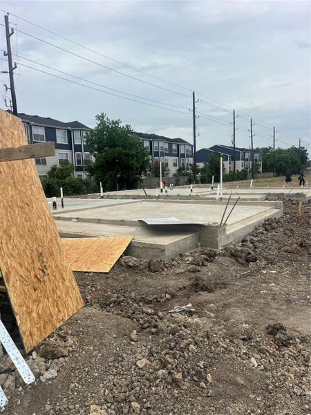Site preparation for new homesites in , Houston (Image 8).