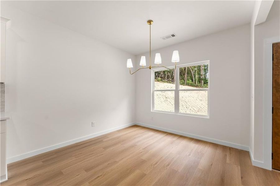 Spacious, unfurnished interior of a new home in , Gainesville (Image 21).
