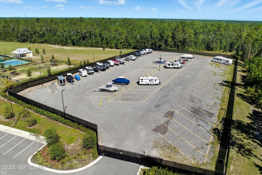 Image 46 of a home in Cross Creek Express.