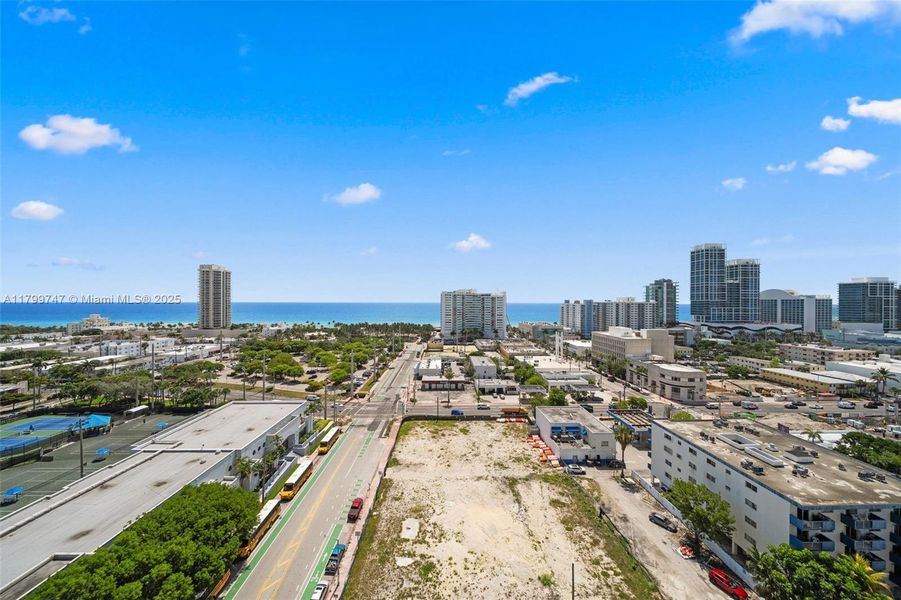 Natural landscape and outdoor views near 72 Park in Miami Beach (Image 26).