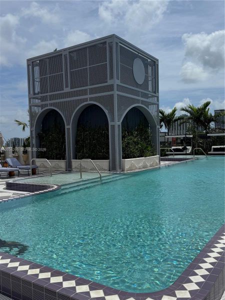 Community amenities in , Miami (Image 9). Community amenities in , Miami (Image 9).