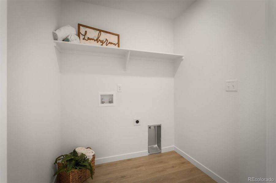 Spacious, unfurnished interior of a new home in Revel Crossing at Wolf Ranch – The Ascent Collection, Colorado Springs (Image 29).