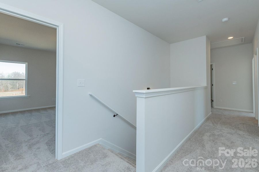 Spacious, unfurnished interior of a new home in Cedar Meadows, Monroe (Image 32).